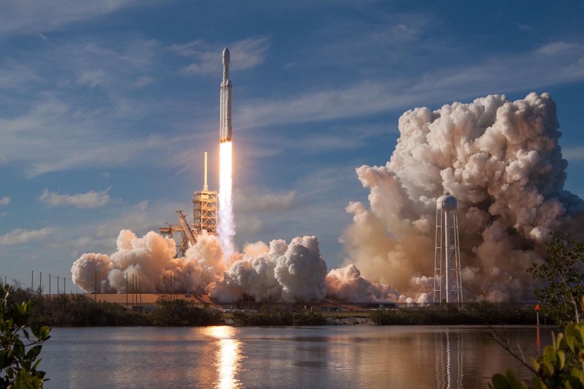 Jeff Bezos Blue Origin Rocket Explodes 2026