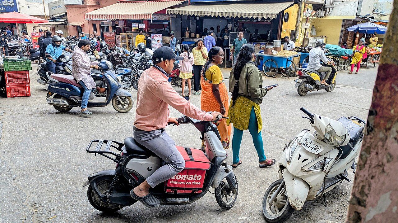 Petrol-Diesel Price Hike के खिलाफ Swiggy-Zomato-Blinkit Workers की Strike, Delivery पर पड़ा असर