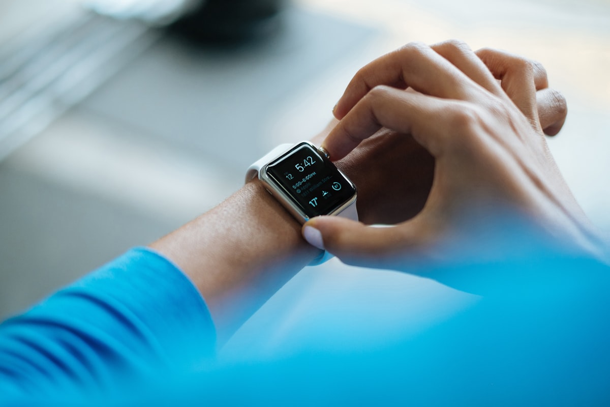 Health IoT wearable device